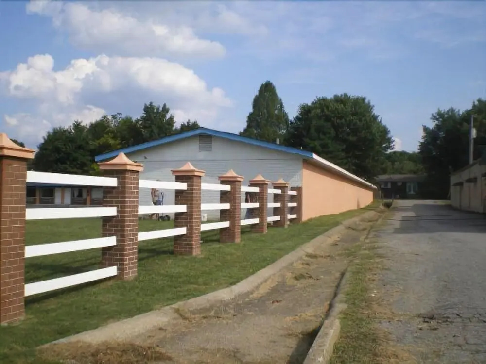 Value Inn McKenzie