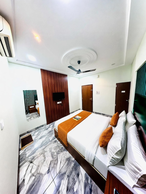 P2 Hotel