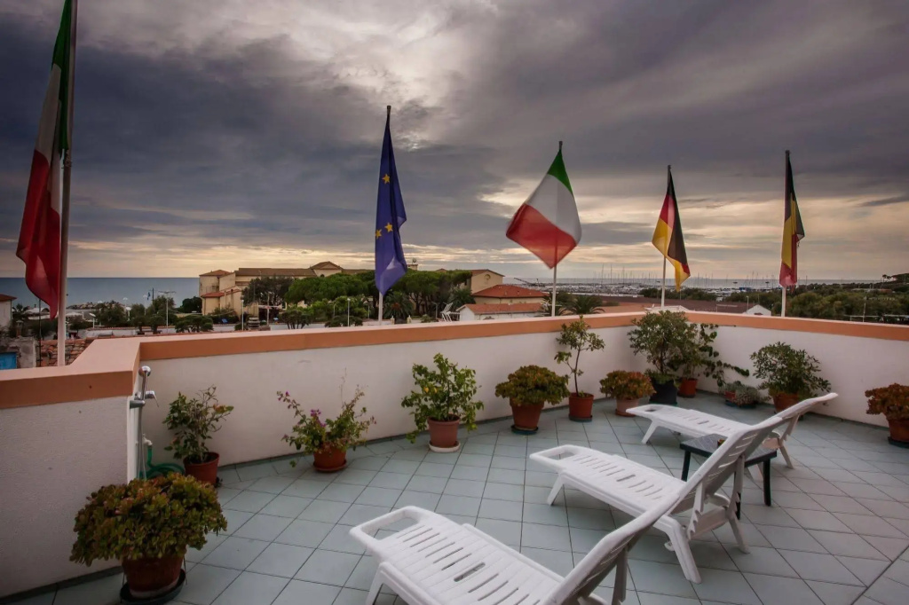 Hotel photo 18