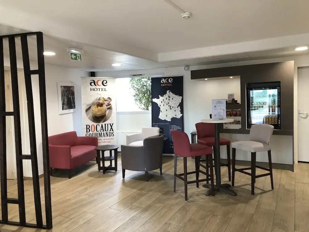 Hotel photo 16