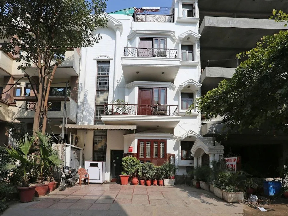 OYO 1879 Hotel Imperial Inn