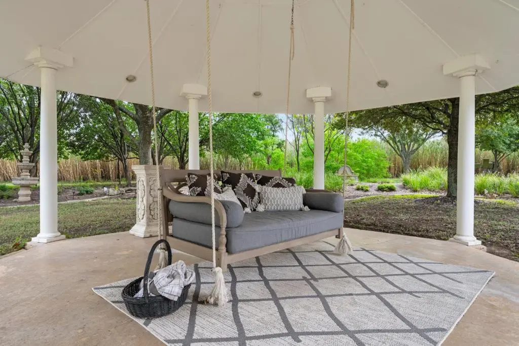 The Plantation House Boutique Inn