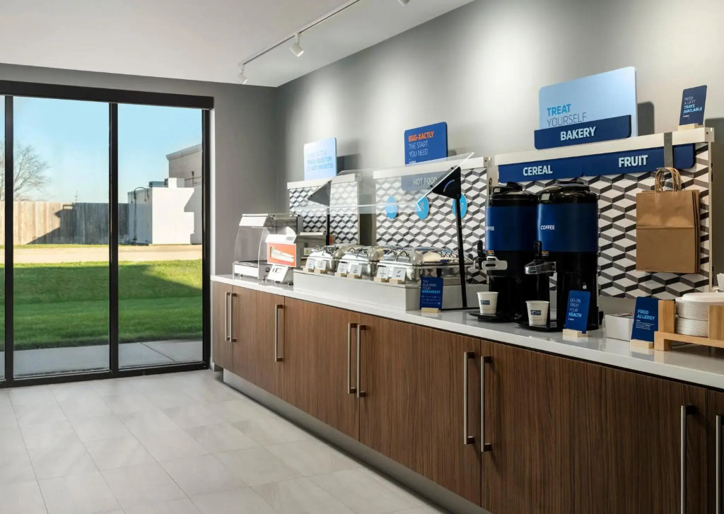 Holiday Inn Express Hotel & Suites Peru - Lasalle Area by IHG - фото 35