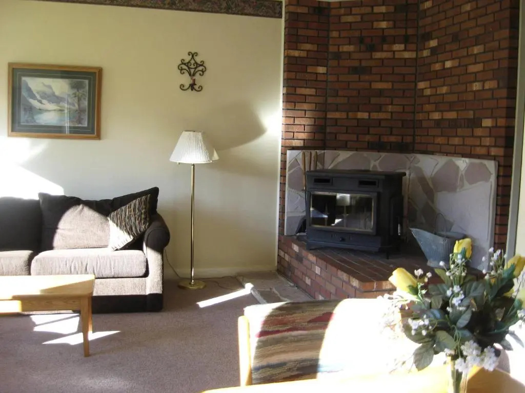 2 Bedrooms Cottage