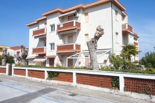 M26 - Marcelli, Trilocale Con Terrazzo a 80 Metri Dal Mare