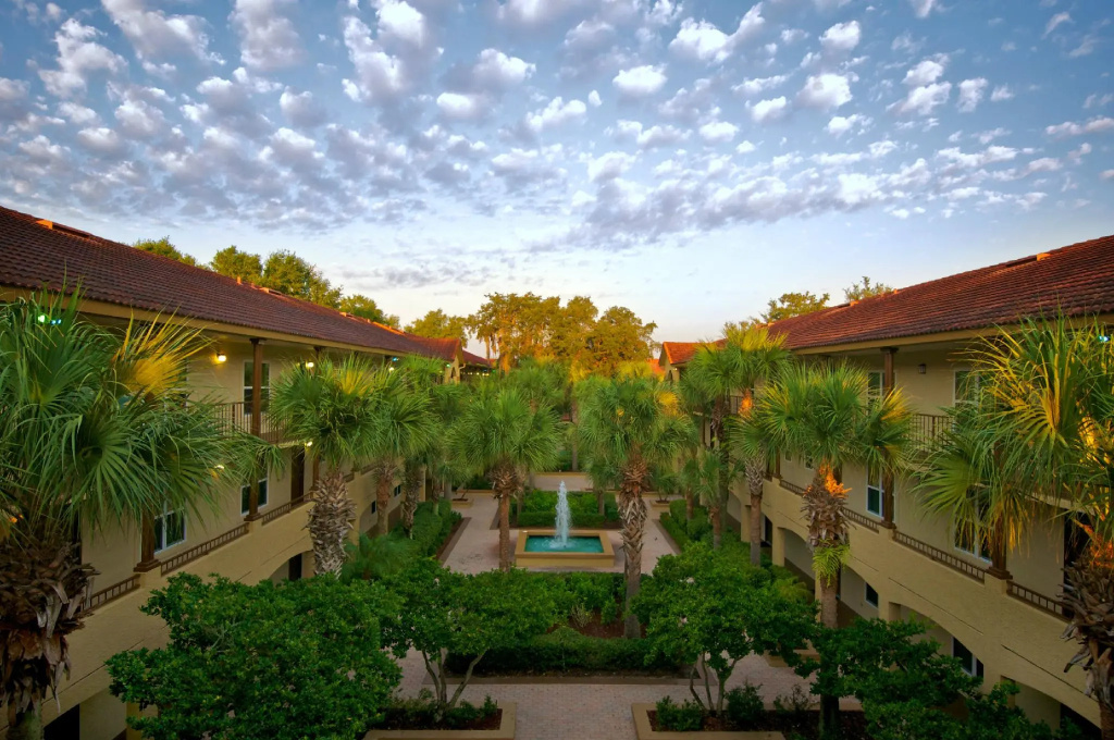 Blue Tree Resort at Lake Buena Vista