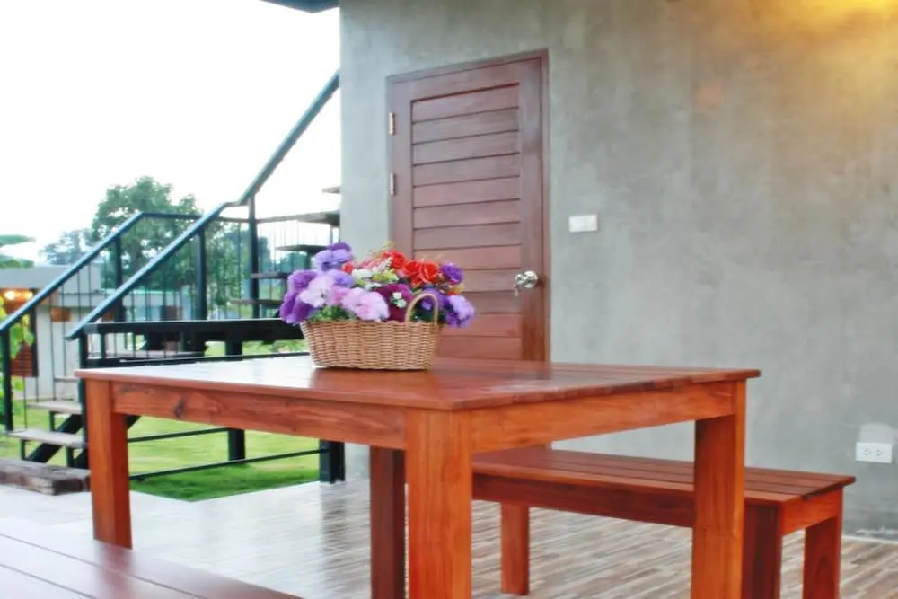 Balcony & Terrace