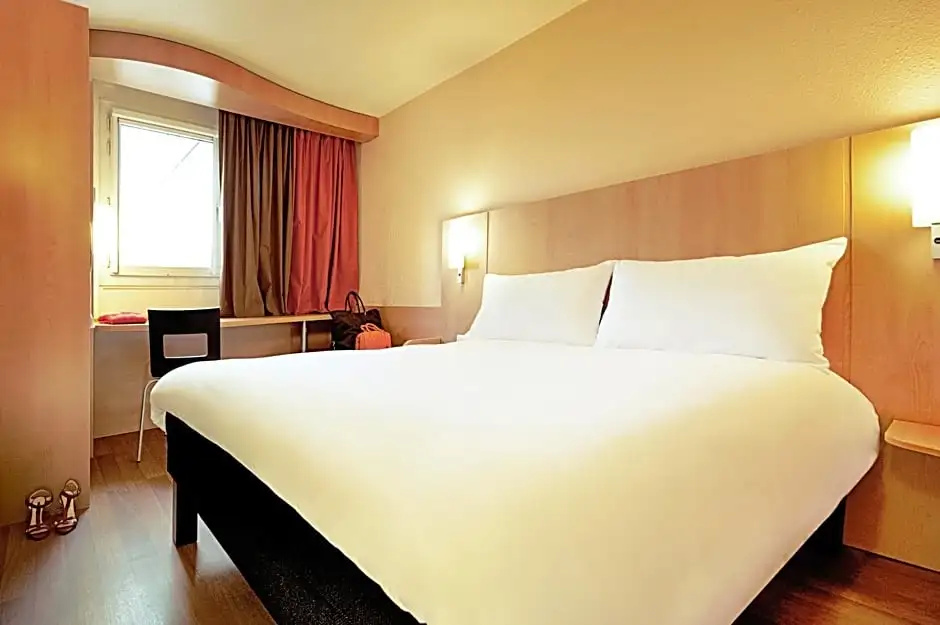 ibis Bayeux Port En Bessin - Chambres