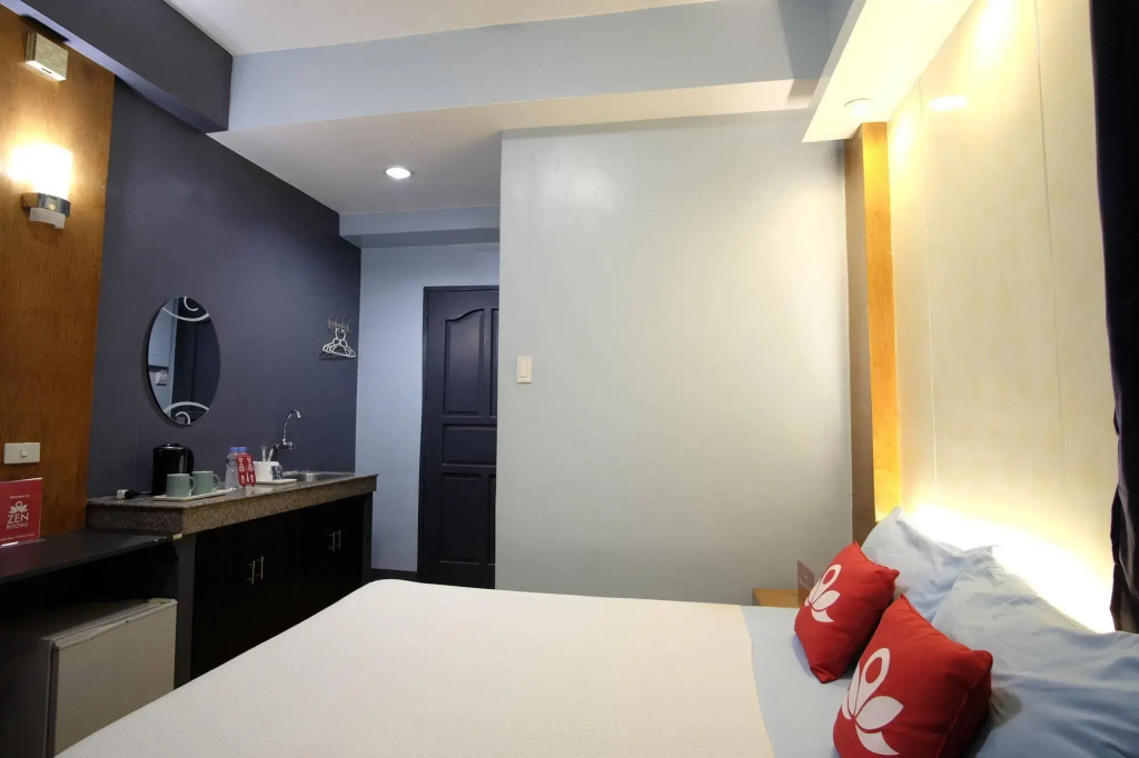 ZEN Rooms Basic Quirino Station - Général