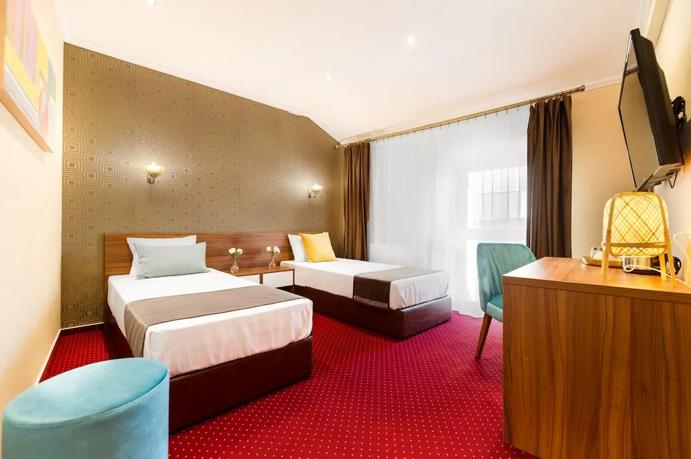 Superior Double room (twin beds)