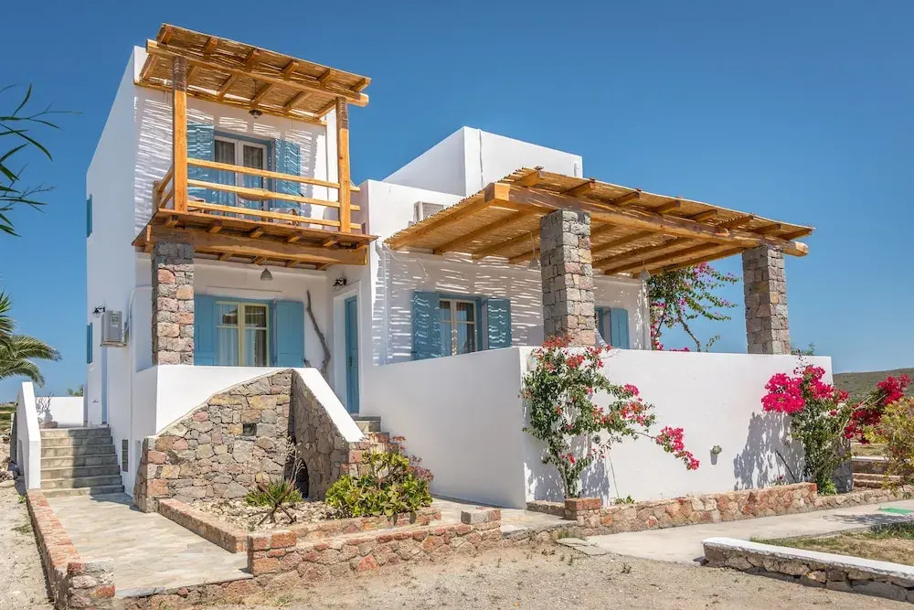 Faros Apartments