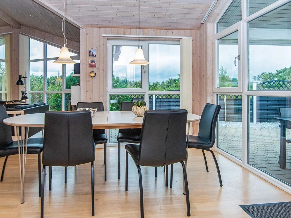 Quaint Holiday Home in Hemmet Jutland With Indoor Whirlpool - фото 7