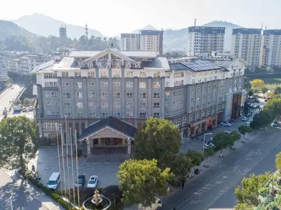 Huaqiao Dongfang Hotel - фото 7