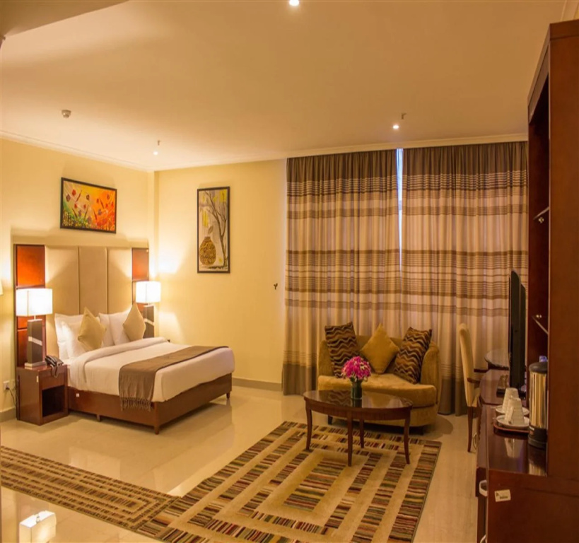 Lobby & Reception