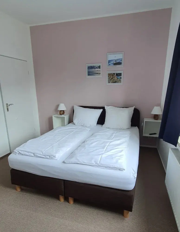 Economy Double room with city view (full double bed)