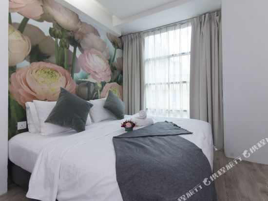 V Garden Hotel