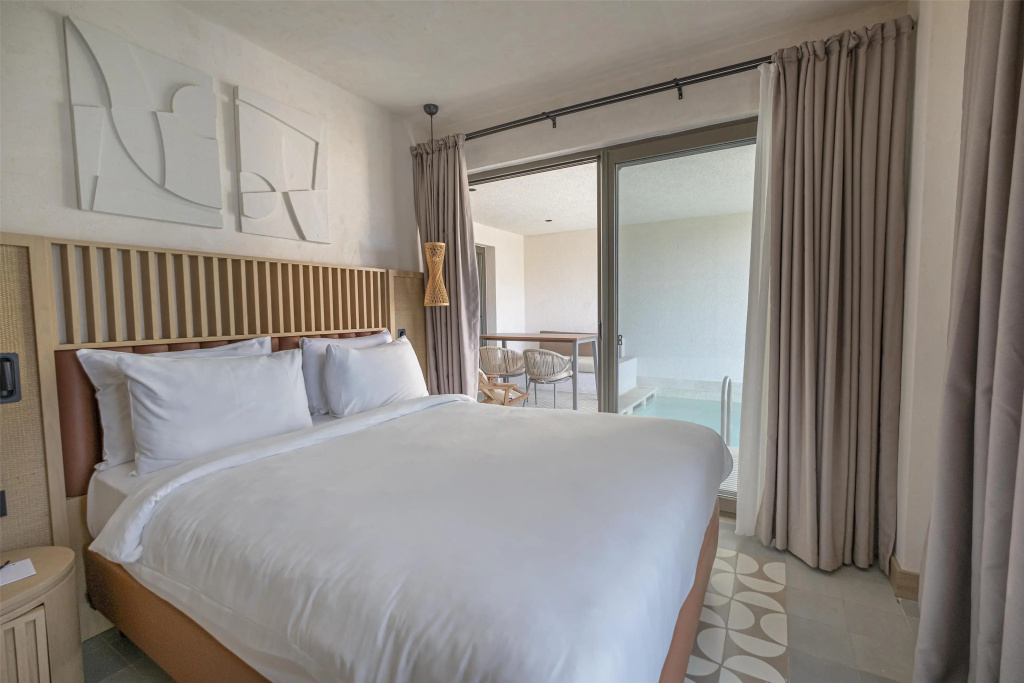 2 Bedrooms Suite
