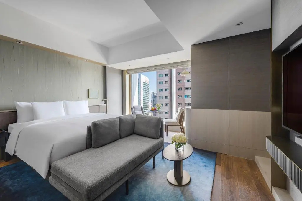 Classic Double room (full double bed)