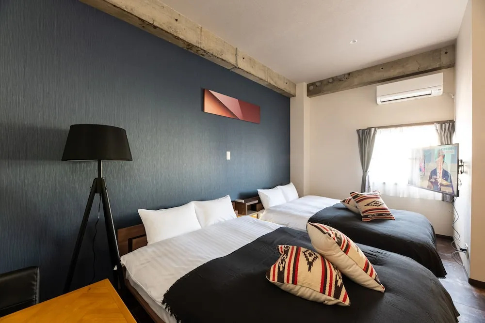 Economy room