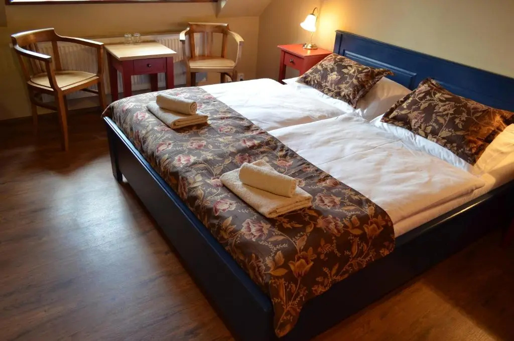 Restaurace A Penzion U Pešíků - Chambres