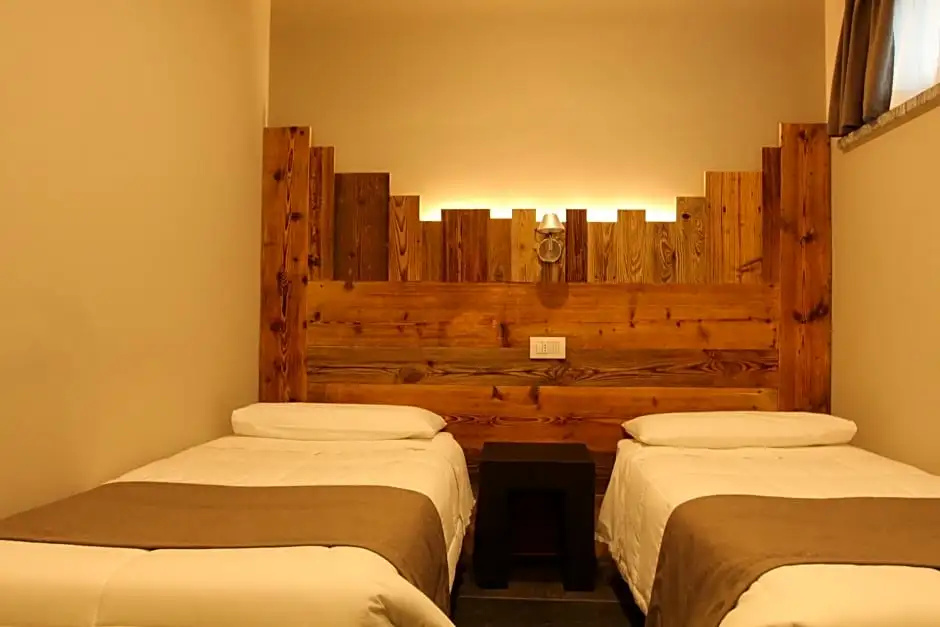 Hotel Ristorante Monte Emilius - Chambres