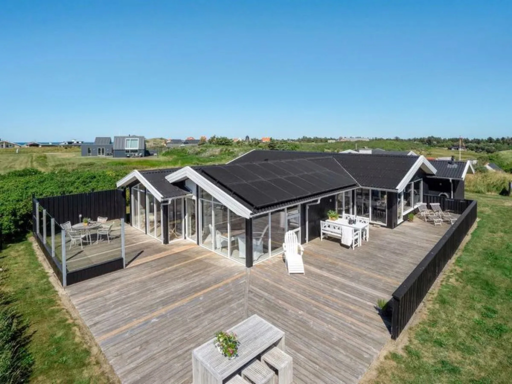 "Aella" - 150m from the sea in NW Jutland