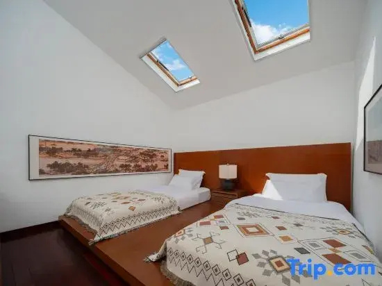 Standard Double Duplex room (full double bed)