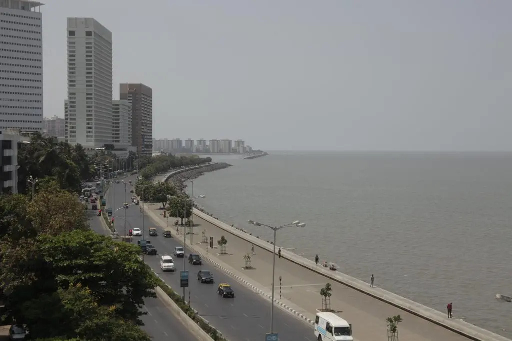 Beach & Waterfront