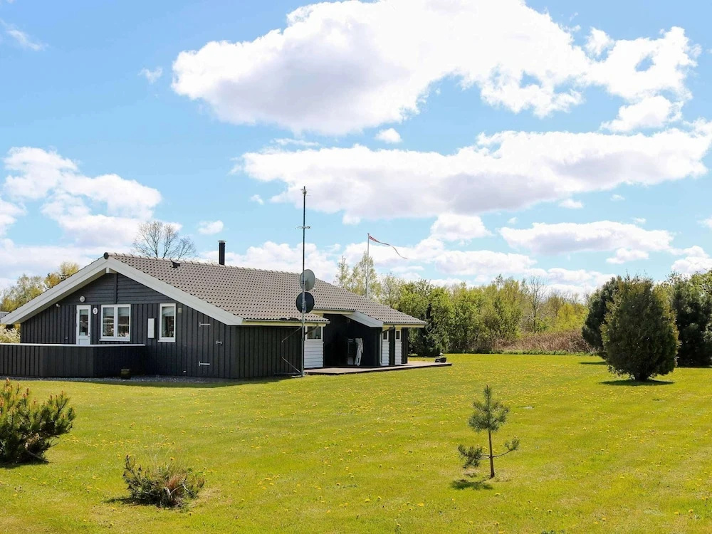 6 Person Holiday Home in Hadsund