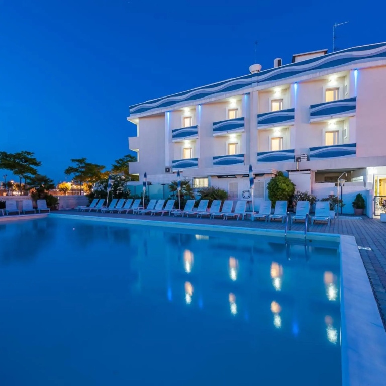 Hotel photo 32