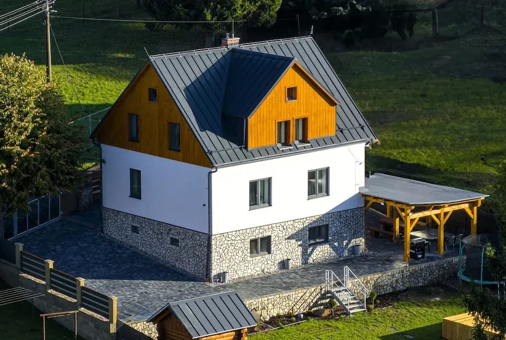 Villa in Bohemia With hot tub