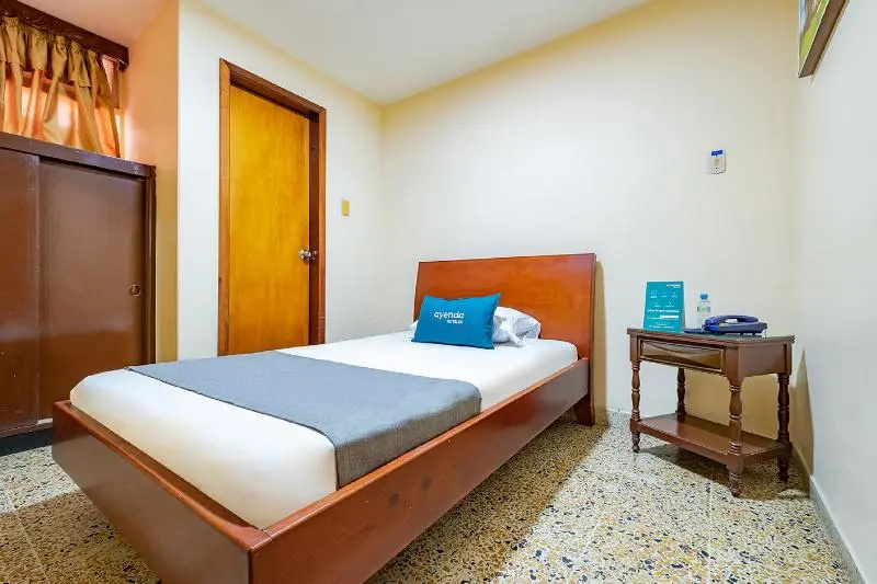 Hotel Almirante - Chambres