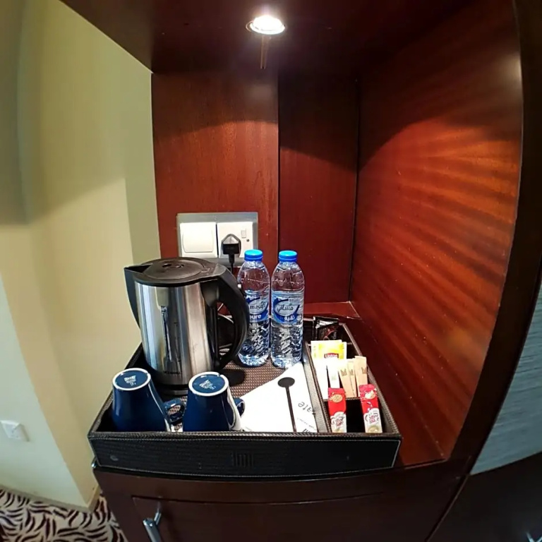 Kingsgate Hotel Abu Dhabi by Millennium - Chambres