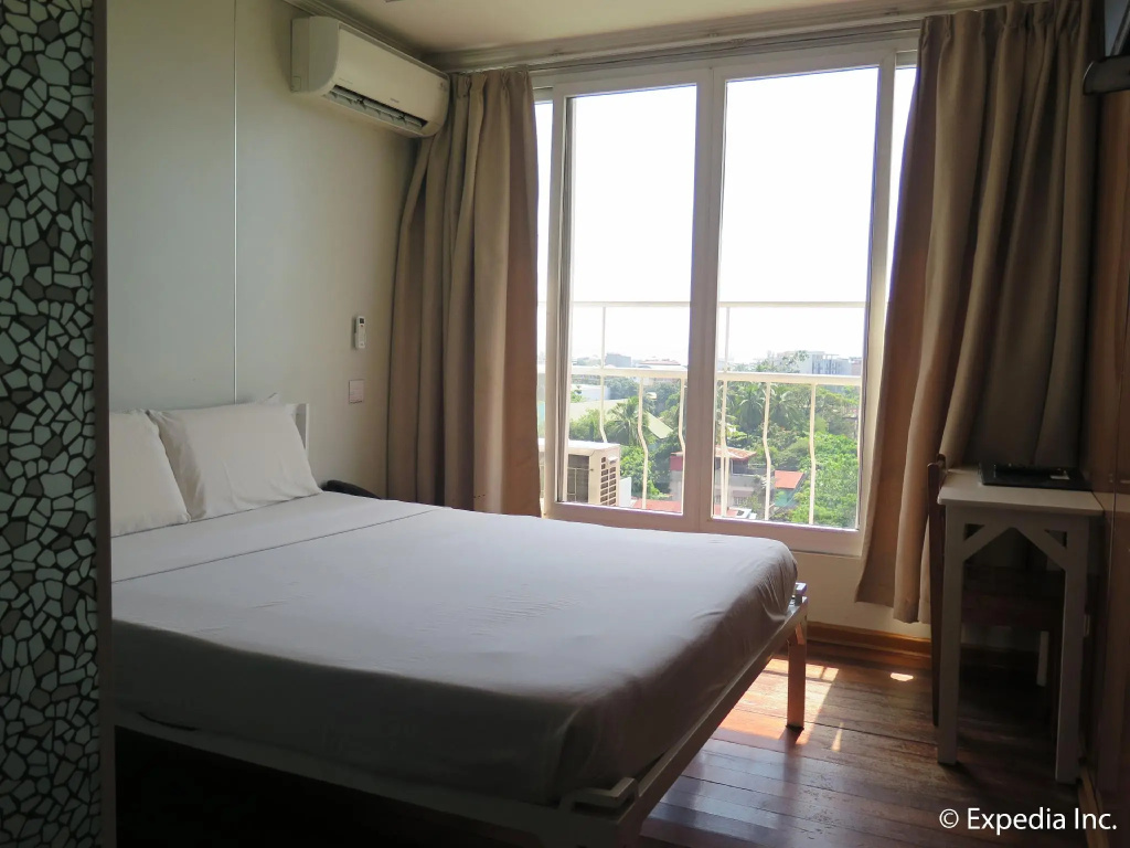 Hotel Uno — 4