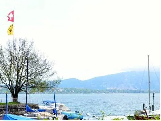 Beach & Waterfront