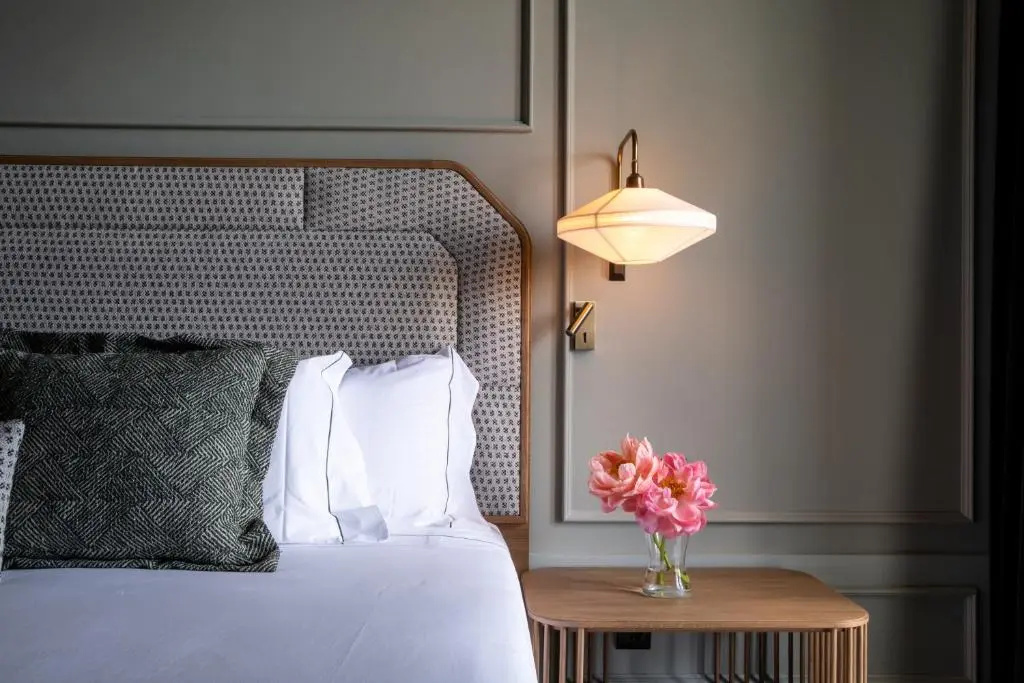 Premium room