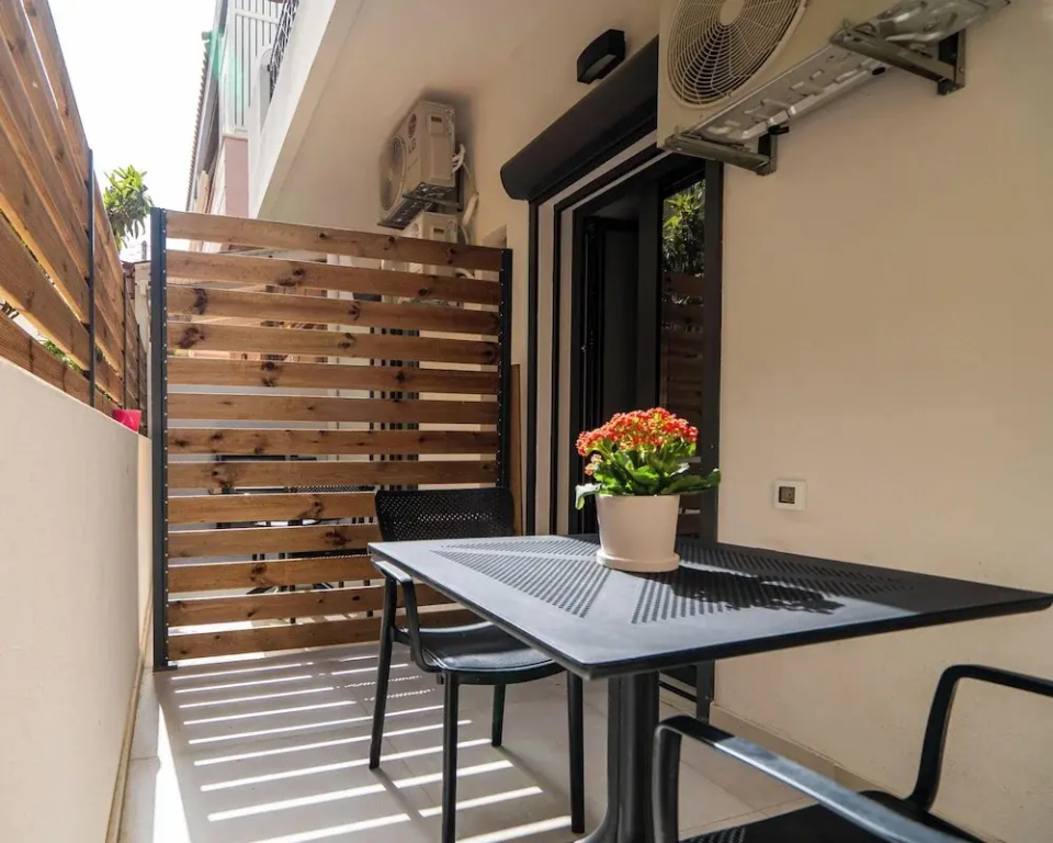 Inia Apartments