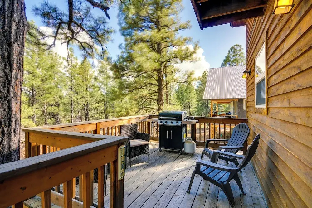 Rustic Pagosa Springs Cabin w/ Hot Tub + Game Room