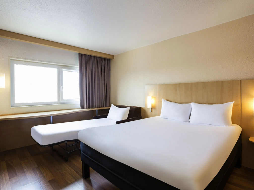 Afficher la photo 6 — ibis Bordeaux Lac