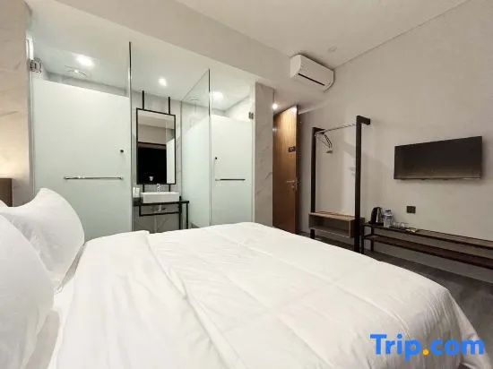 Suite with balcony