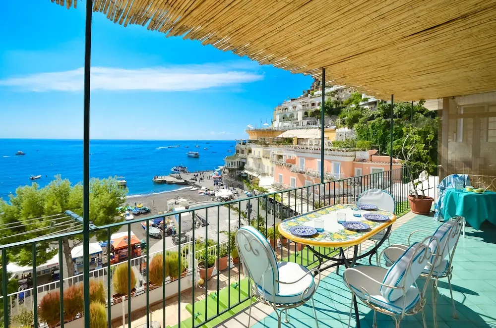 Casa Raffi