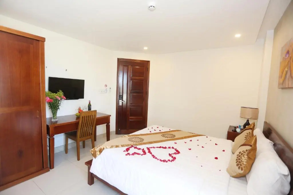 Standard Double room (full double bed)