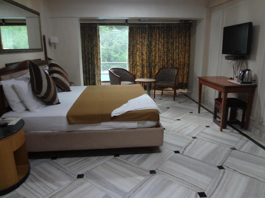 Двухместный номер Superior двуспальная кровать в Royal Park Hotel