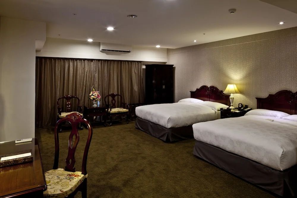 Royal Seasons Hotel Taichung Zhongkang - фото 40