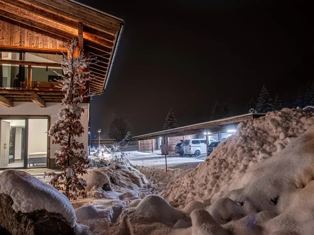 Chalet in Pinzgau Near Ski Slopes & Sauna