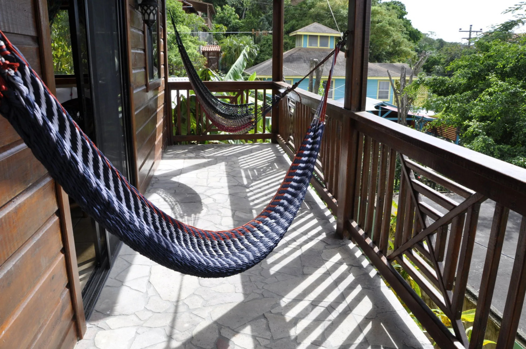Balcony & Terrace