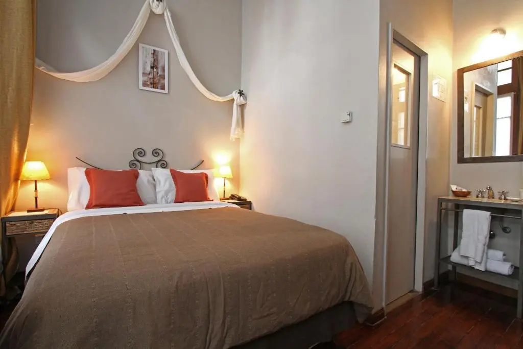 A Hotel - Chambres