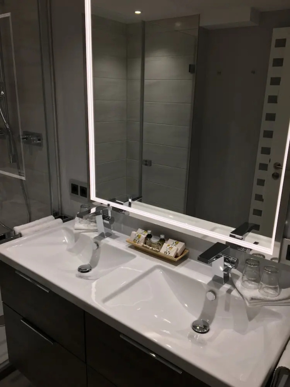2 Bedrooms Standard Quadruple room