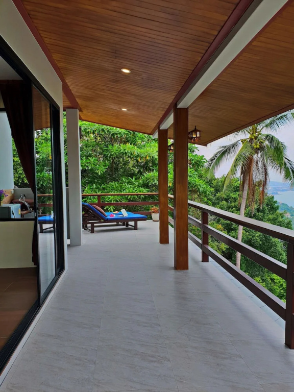 Double Junior Suite with balcony and with ocean view (full double bed)