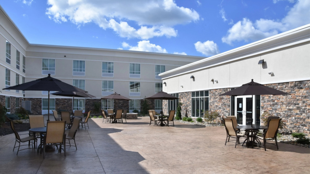 Holiday Inn Canton (Belden Village) by IHG - Général